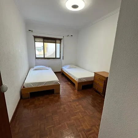 民宿 Costa Caparica Beautiful