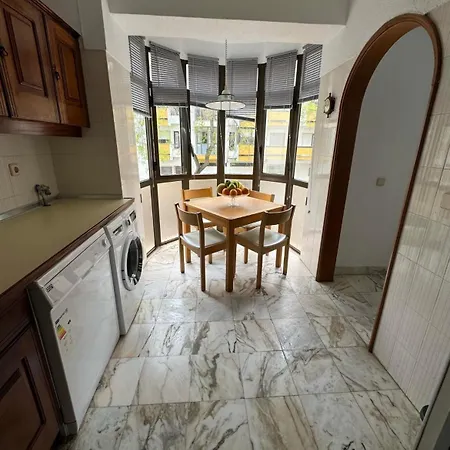 民宿 Costa Caparica Beautiful 卡帕里卡海岸