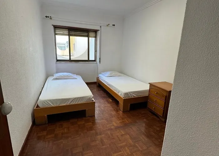 Δωμάτια σε οικογενειακή κατοικία Costa Caparica Beautiful