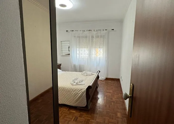 Δωμάτια σε οικογενειακή κατοικία Costa Caparica Beautiful *