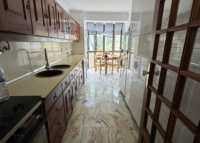 Costa Caparica Beautiful Δωμάτια σε οικογενειακή κατοικία Costa de Caparica