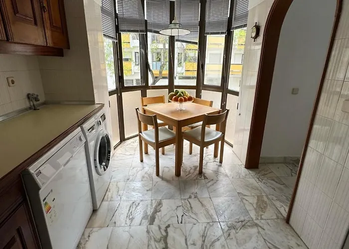 Δωμάτια σε οικογενειακή κατοικία Costa Caparica Beautiful Costa de Caparica