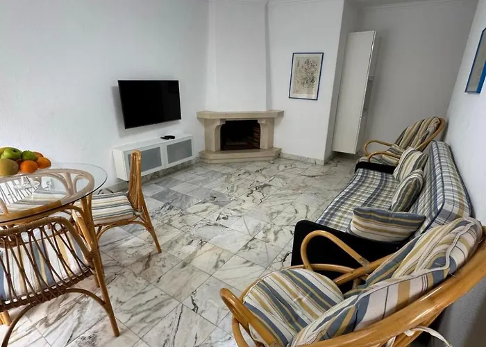 Costa Caparica Beautiful Δωμάτια σε οικογενειακή κατοικία Costa de Caparica